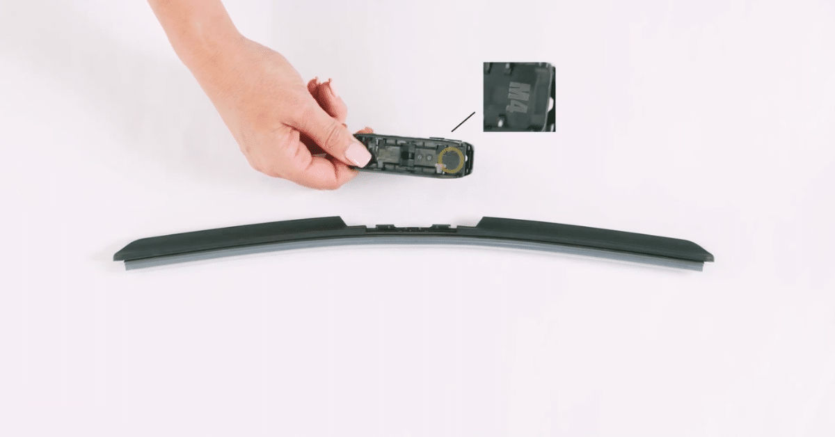 Rain X Vision vs. Latitude Extensive Comparison Vehicles Aide