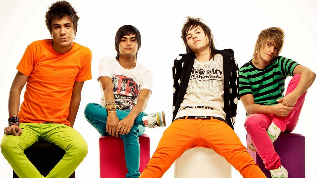 Em baixa, banda Restart anuncia pausa na carreira VEJA