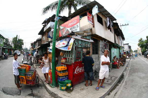 Mid-morning, corner of Ponte and Pasong Tirad Streets, Makati, Manila. The two nights we spent in Manila at the beginning and end of our trip were just a short way down the street from here.