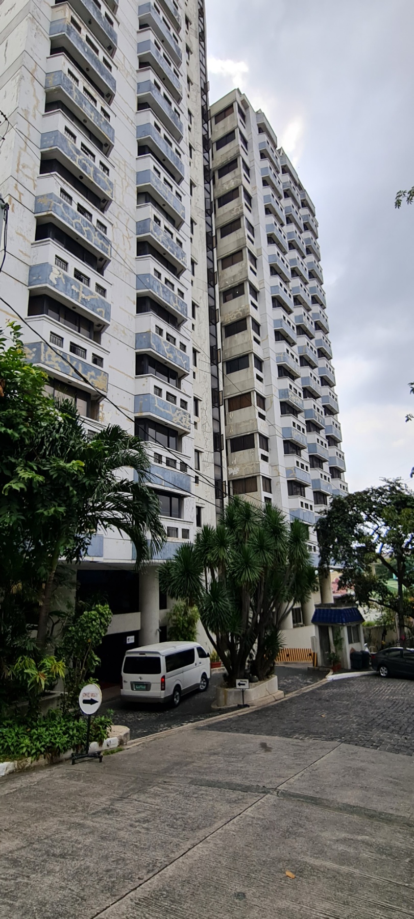 Phoenix Heights Condominium Velray