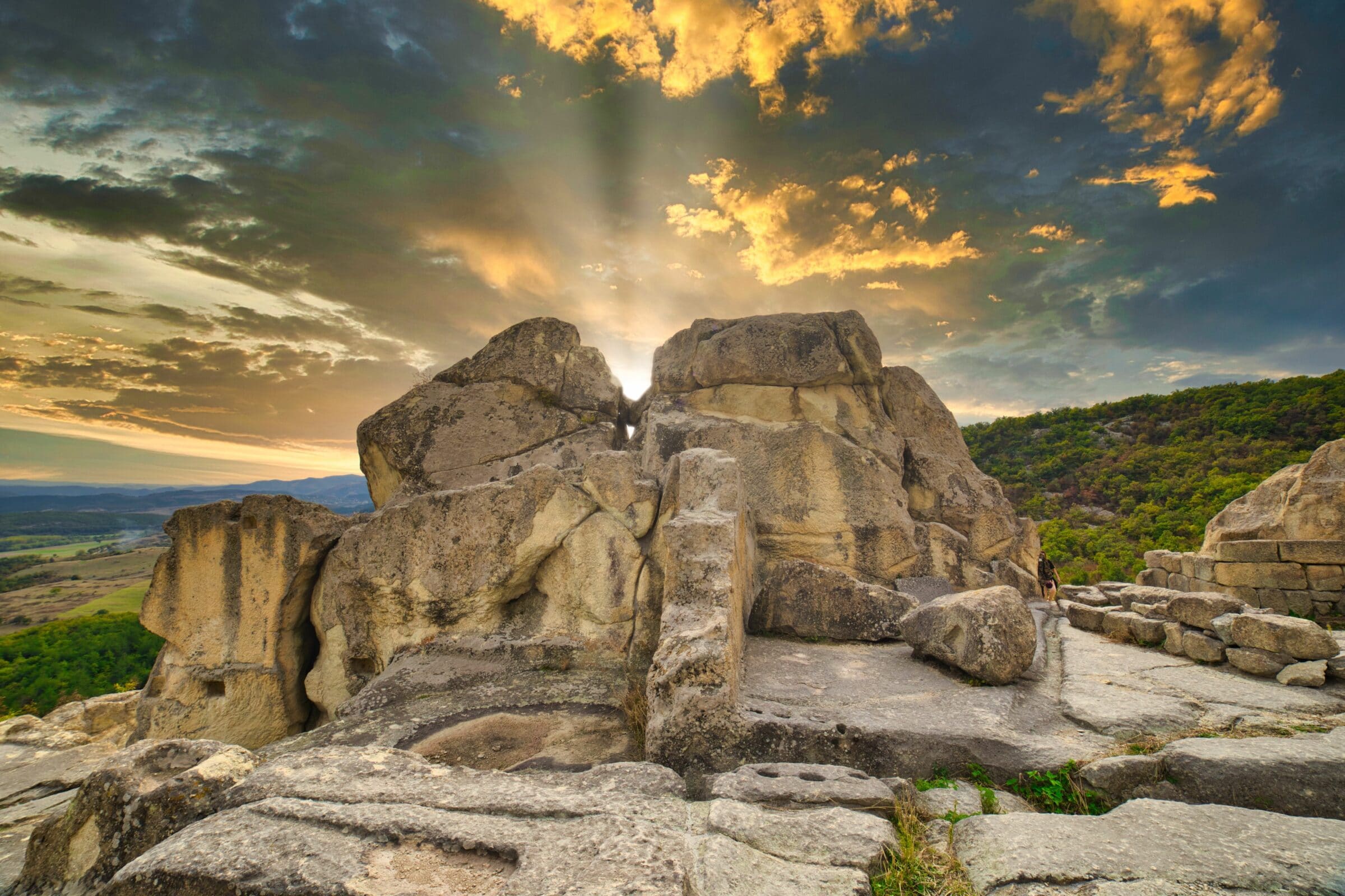 Perperikon the biggest Bulgarian mystery · Velstana