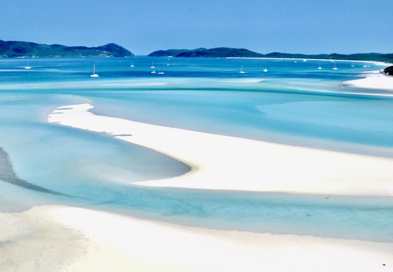 The white sands of Whitehaven Beach, Whitsunday Islands in Australia