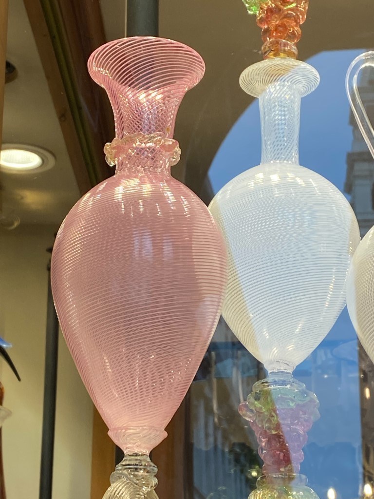 MURANOLOGY, THE FIRST ON LINE GLOSSARY ABOUT MURANO GLASS FROM A TO Z