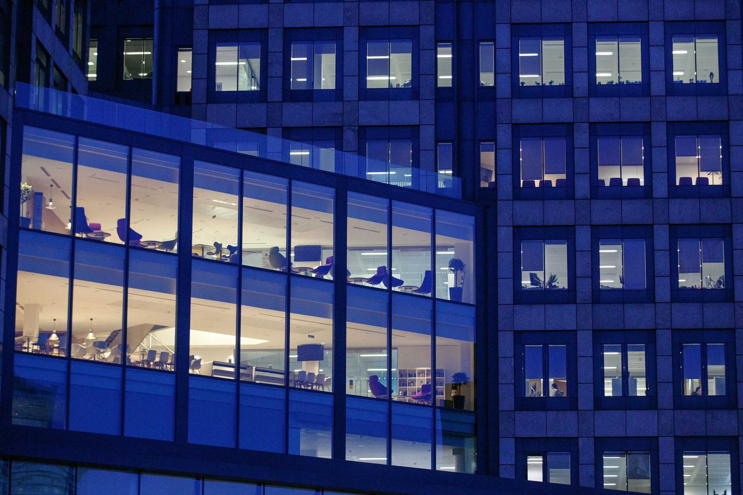 How to Minimise Energy Usage in Commercial Buildings Ventairge