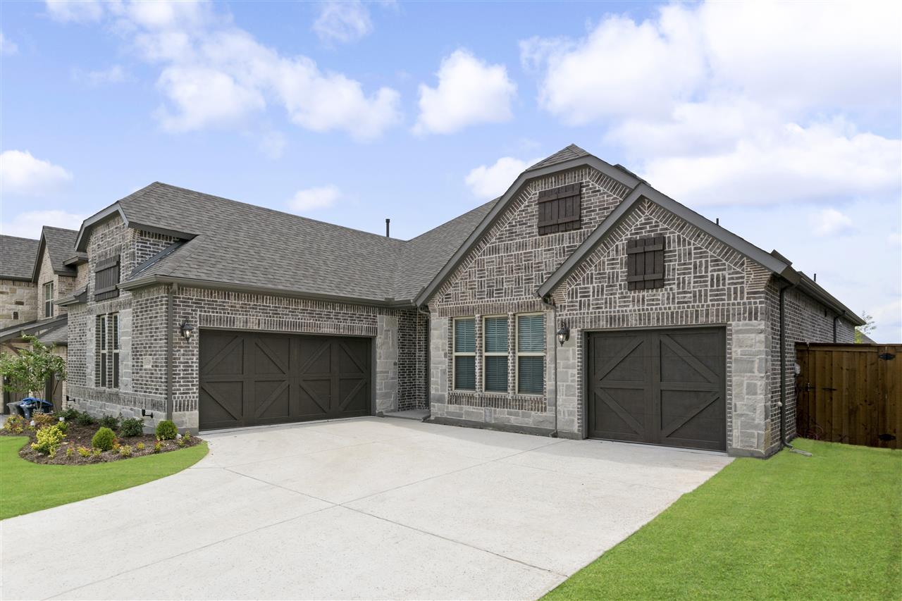 Find Your New Fort Worth Home for Fall in Ventana Ventana