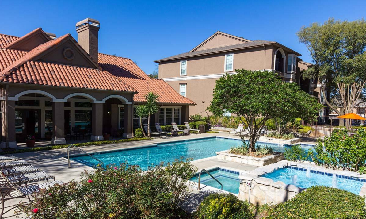 Carlyle Place I Highly Rated Real Estate Company