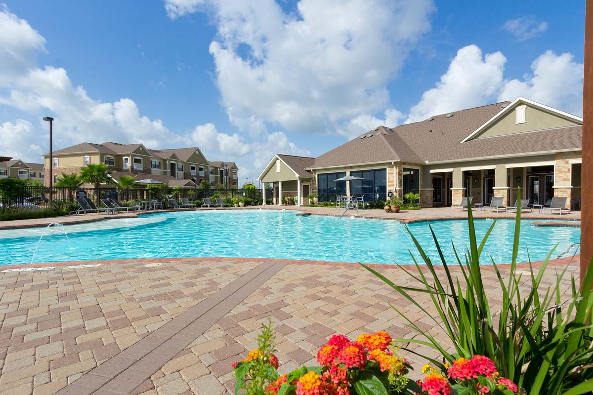 Houston Apartments Carrington at Park Lakes