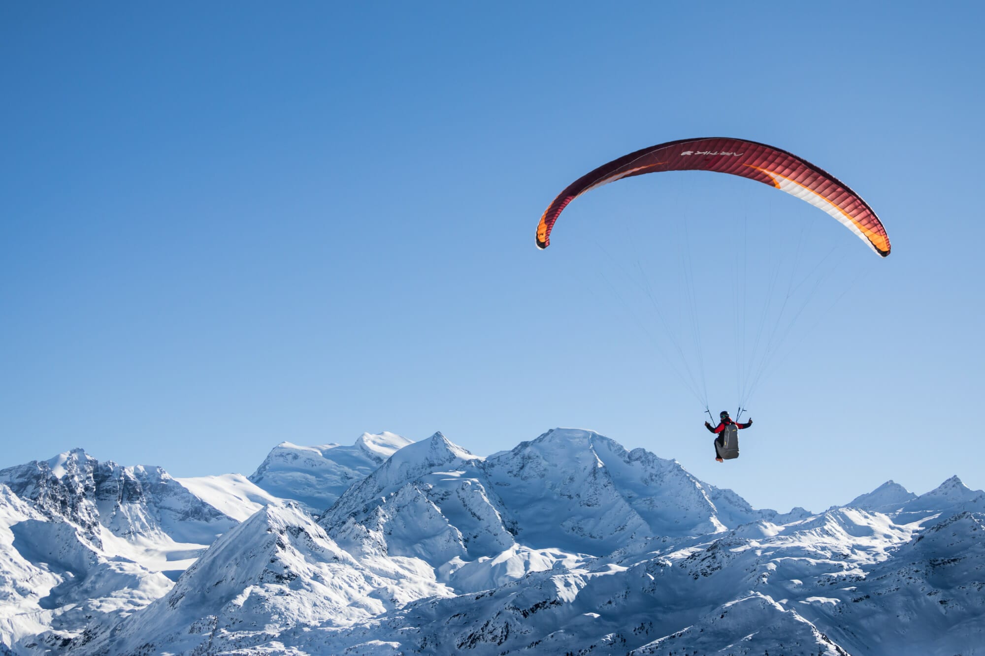 Learn to paraglide BHPA Beginner to Club Pilot Course