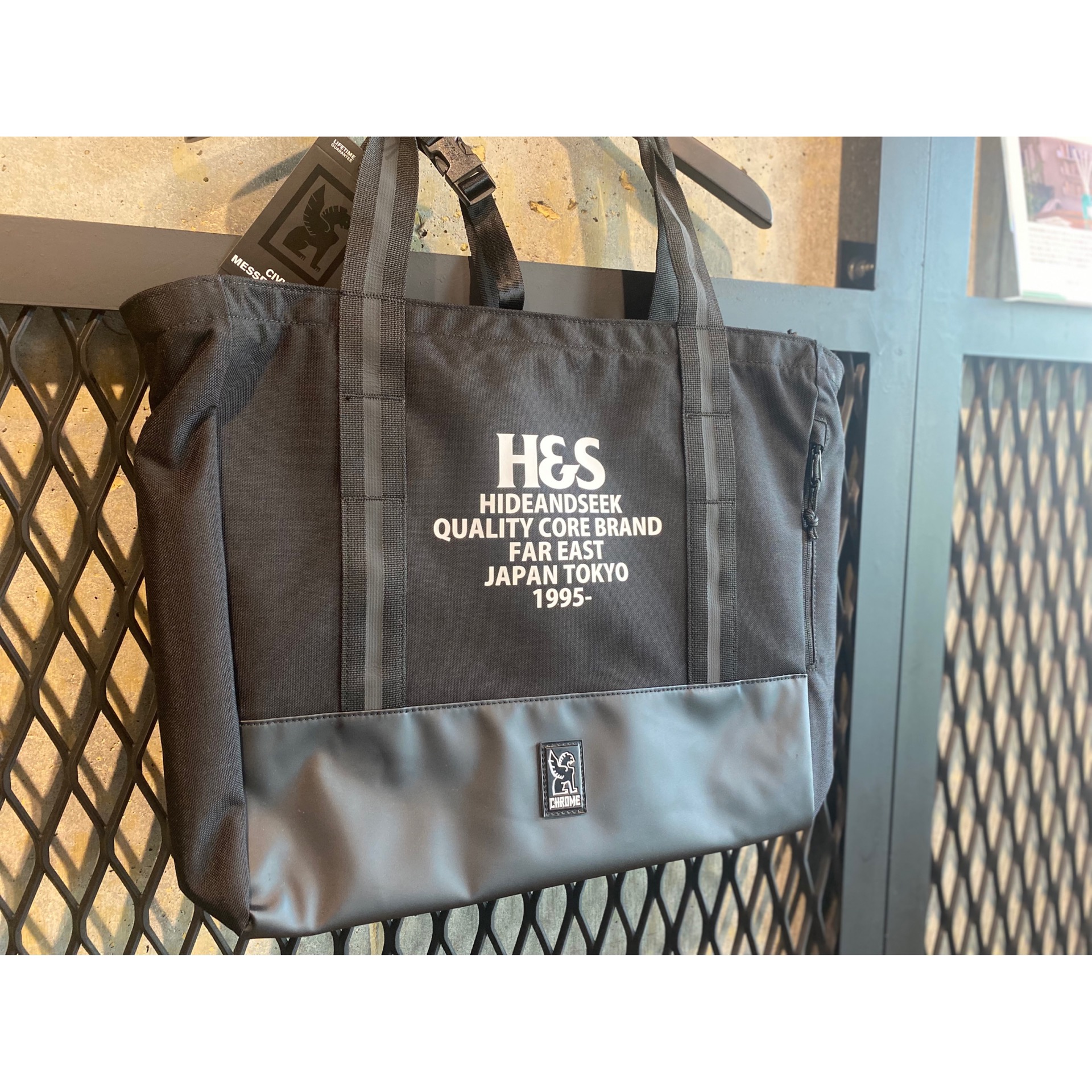 HG070821 CIVVY MESSENGER Tote Bag VERIOUS