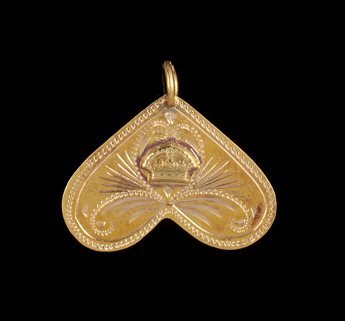 [Auction 143] Lot 886 A butterfly pendant VERITAS Art Auctioneers