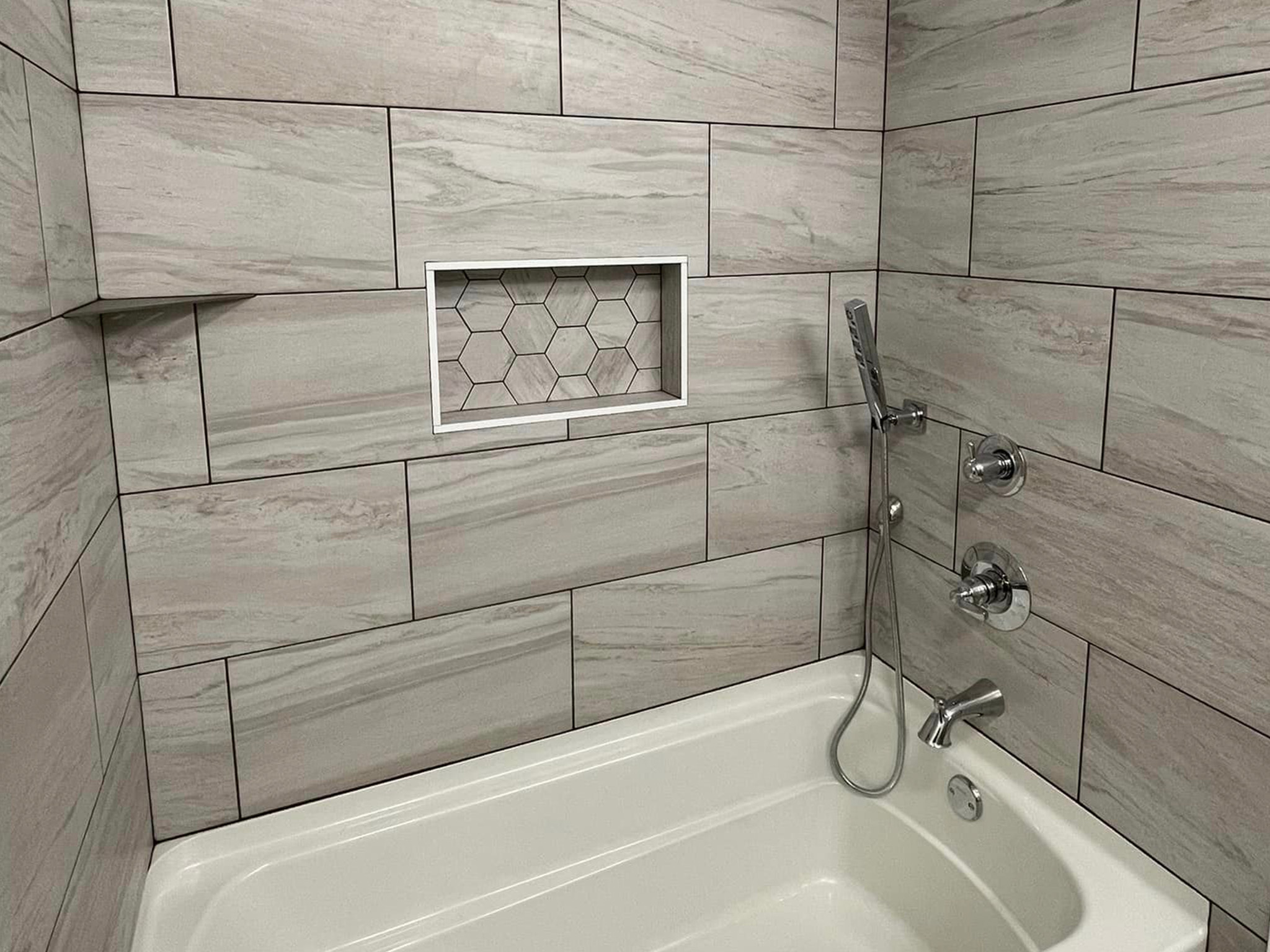 Bathroom Remodeling Quad Cities & Geneseo Vermillion Construction