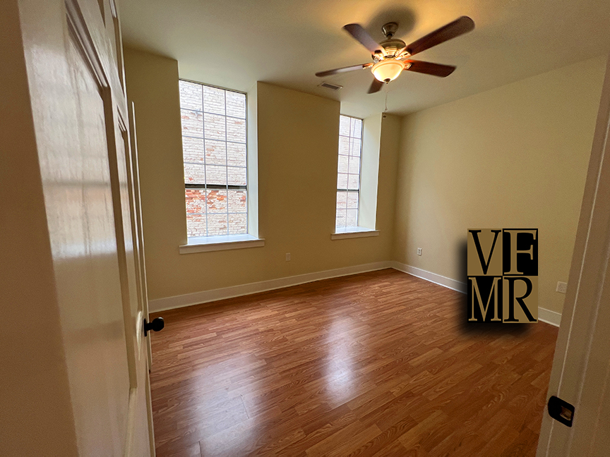 109A E.Gordon St, THE PARROTT LOFT,VFMR,KINSTON RENTALS by VFMR