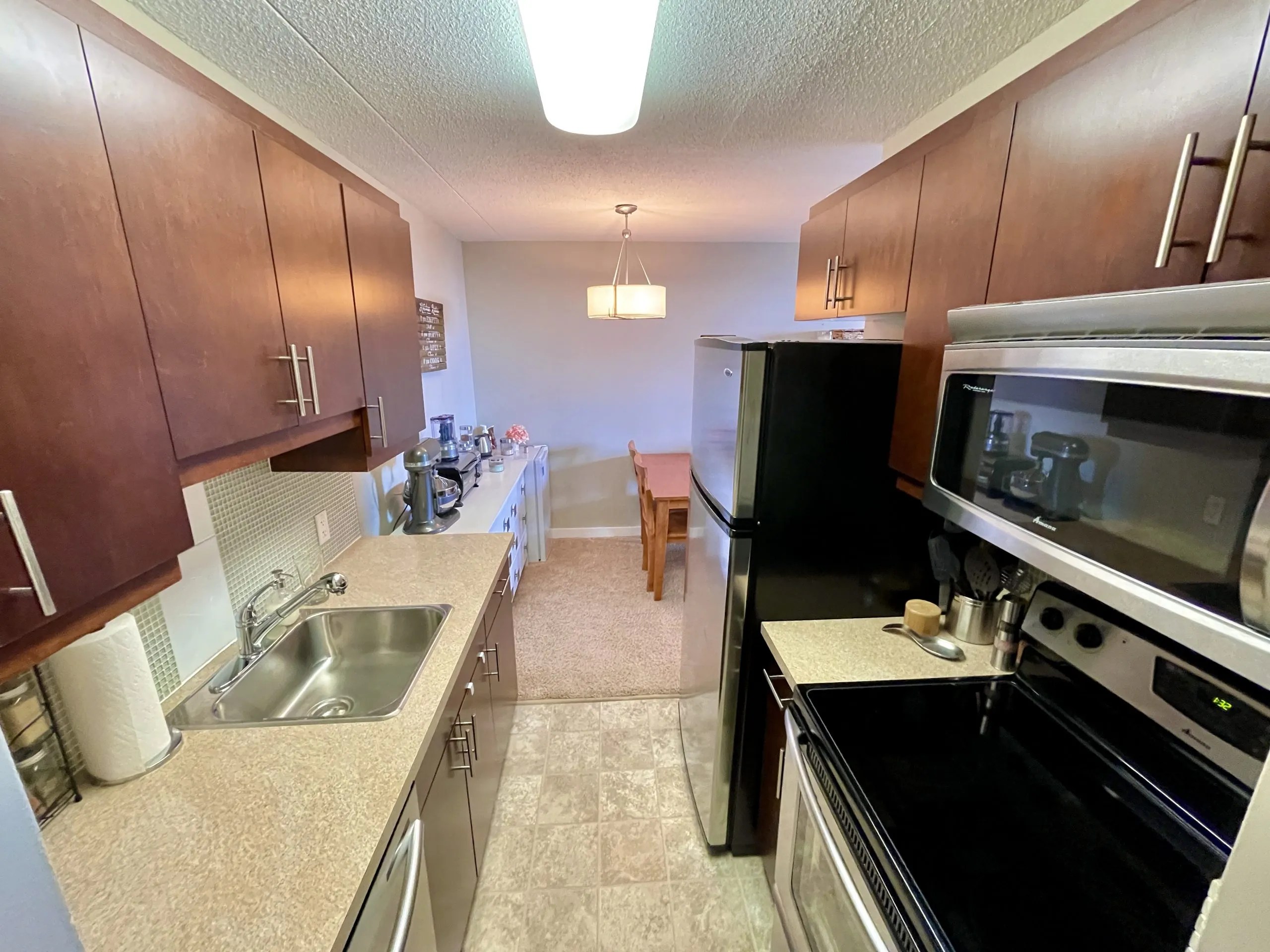 6041030 Grant Avenue, Crescentwood, Winnipeg, MB Versace Real Estate