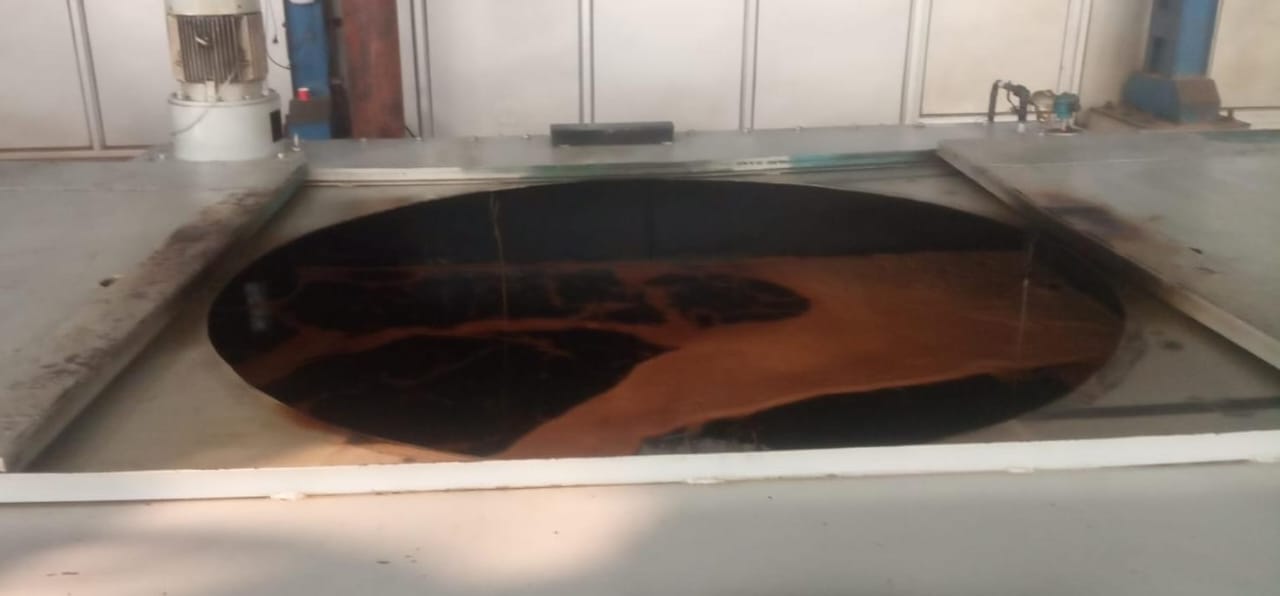 Versatile Heat Treat Vertical Loading Quenching Tank