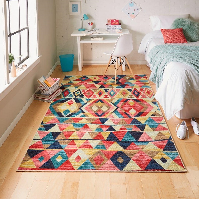 The 10 best college dorm room rugs to transform your space.