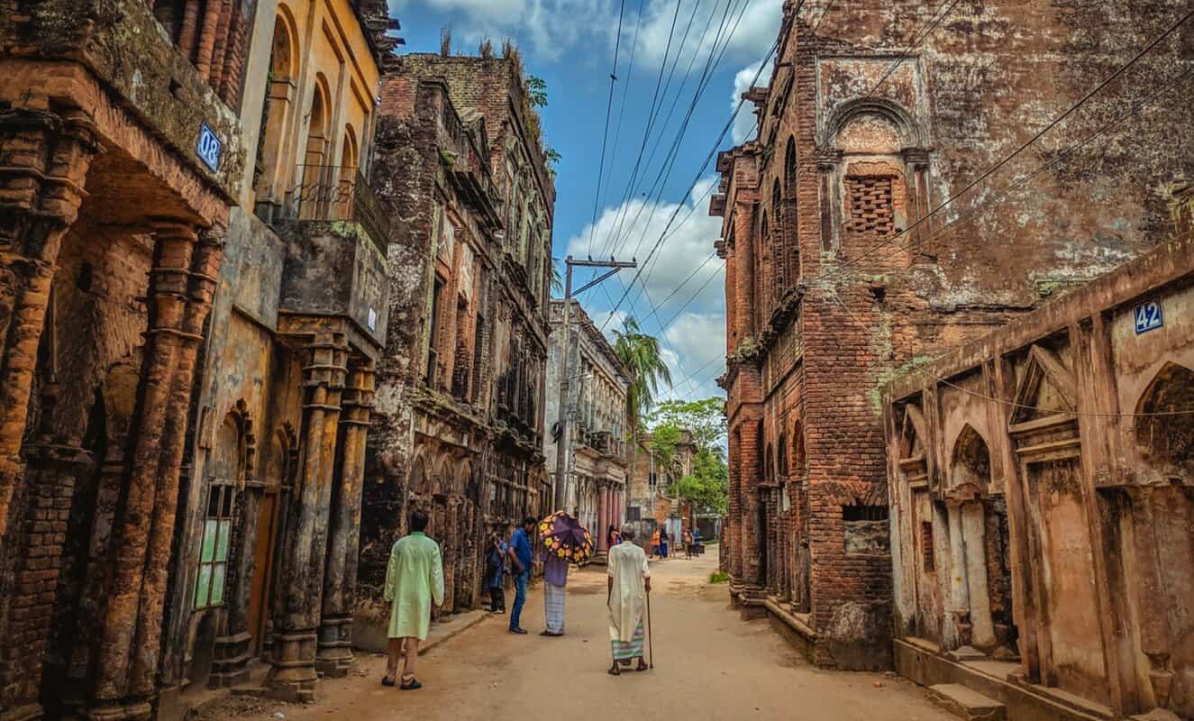 Why Is Bangladesh So Dirty? (11 Reasons Why)