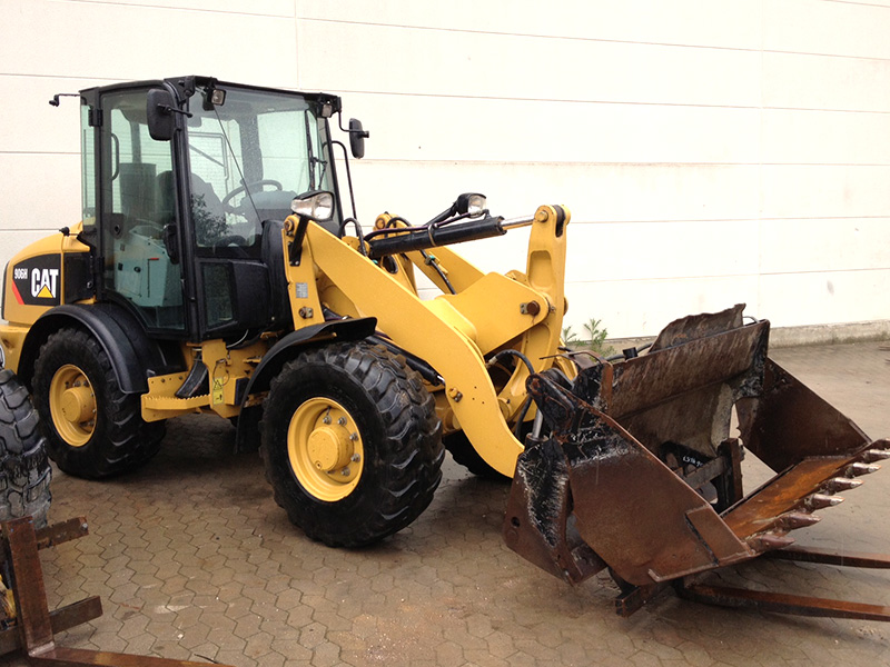 Radlader Caterpillar 906H Vestner Baggerverleih