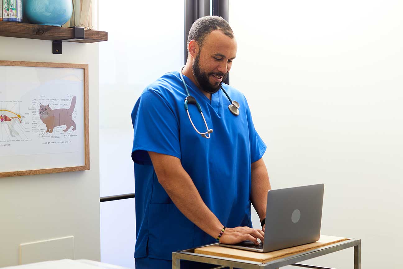 Manage Your Veterinary Online Pharmacy Like a Pro Vetsource