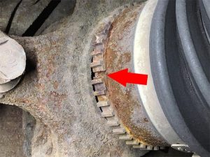 Four Common Symptoms of a Broken Axle Shaft - V&F Auto Inc