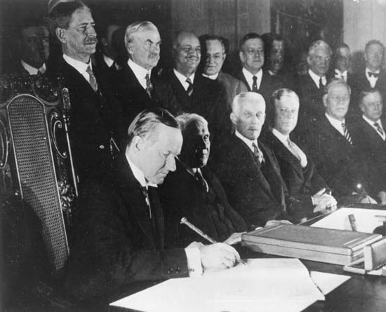 The Kellogg-Briand Pact: A Treaty That Outlawed War Ninety Years Ago Today – Veterans For Peace Chapter 180