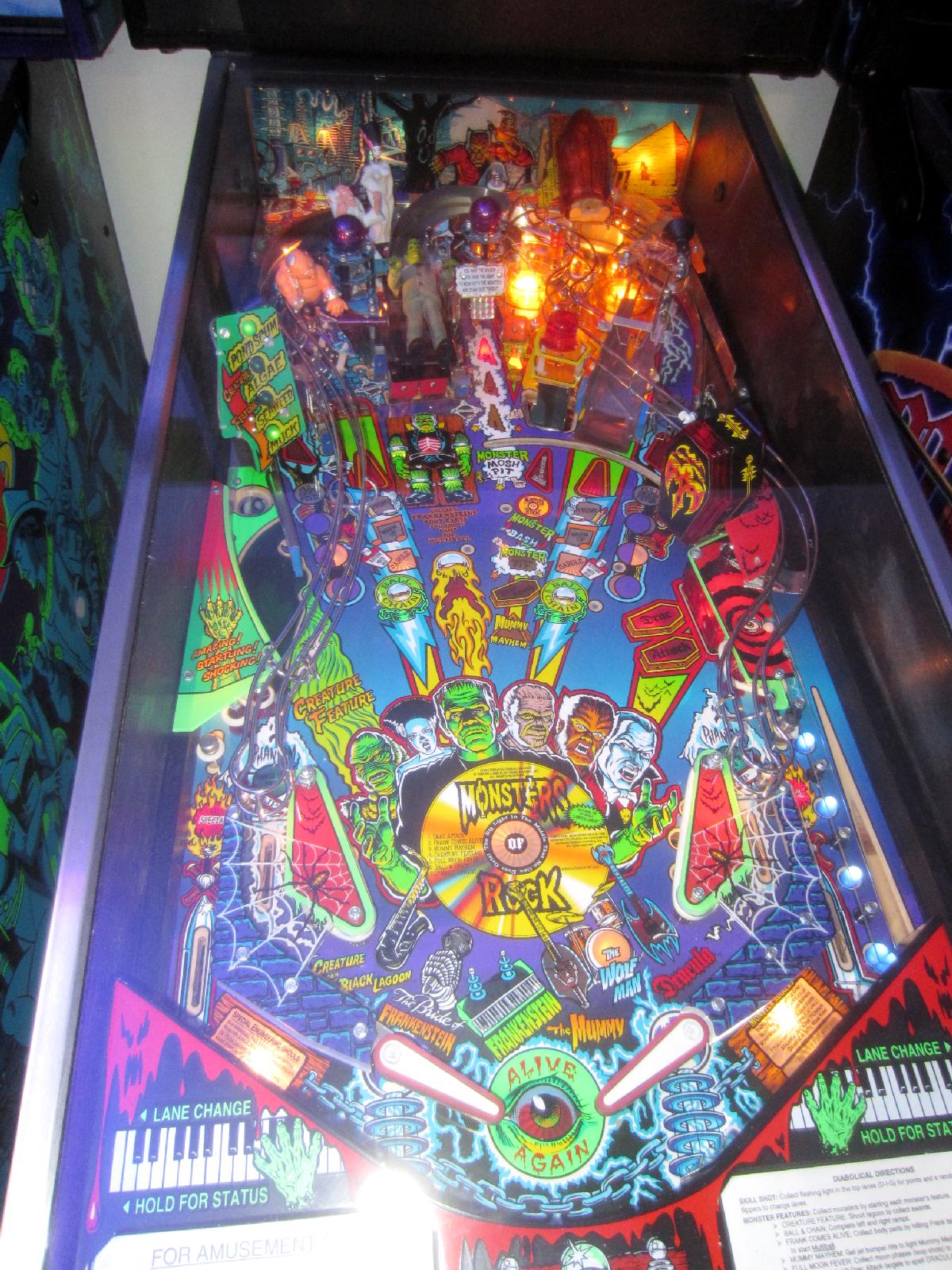 1998 Williams Monster Bash at Ann Arbor Michigan Pinball Museum VFW