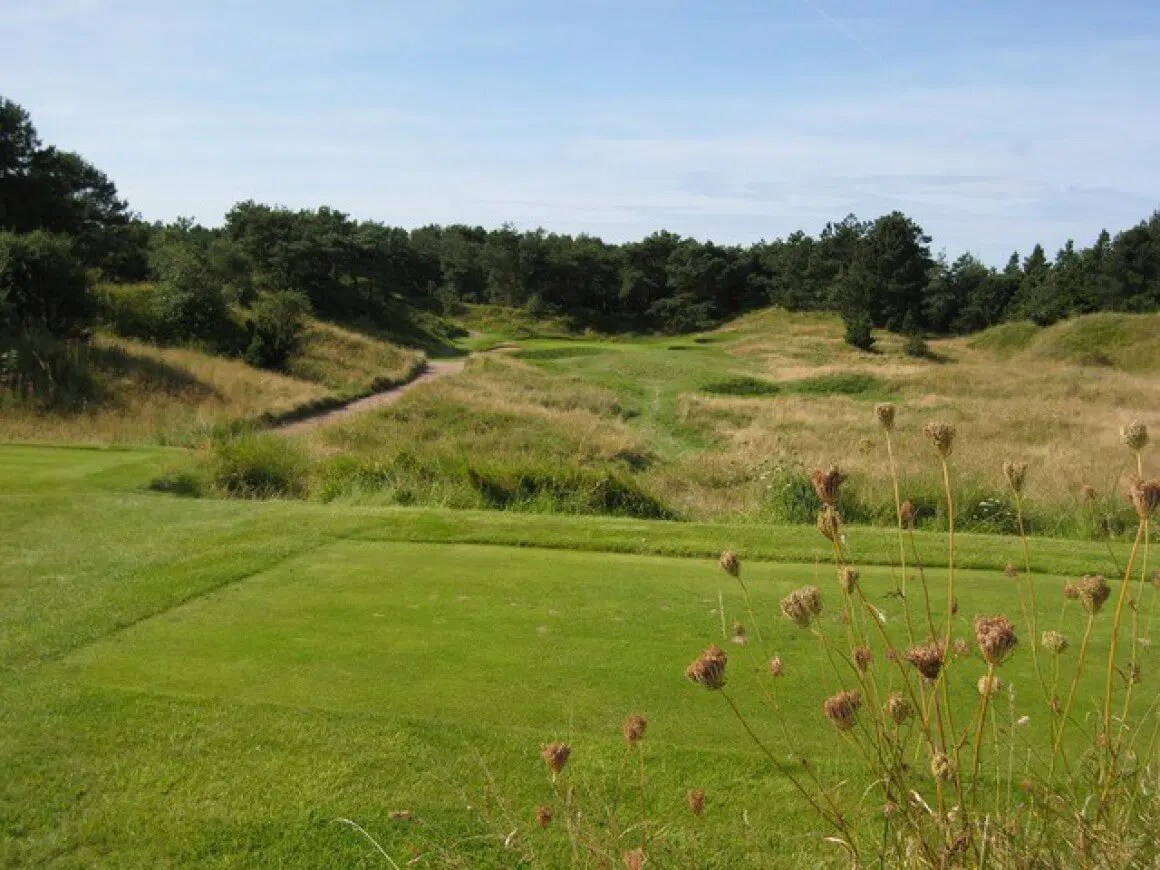 Formby Ladies Golf Club Liverpool, England Voyages.golf