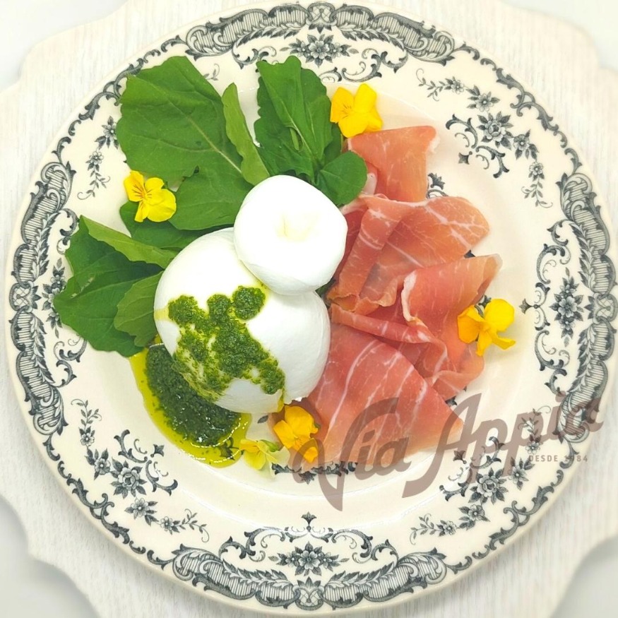 BURRATA GRANDE DE JAMÓN SERRANO Via Appia