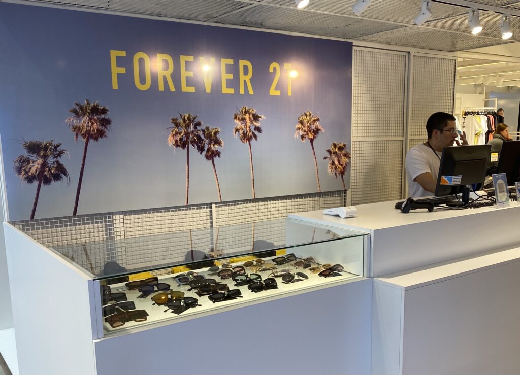 Abrió FOREVER 21 en Argentina Info y Precios