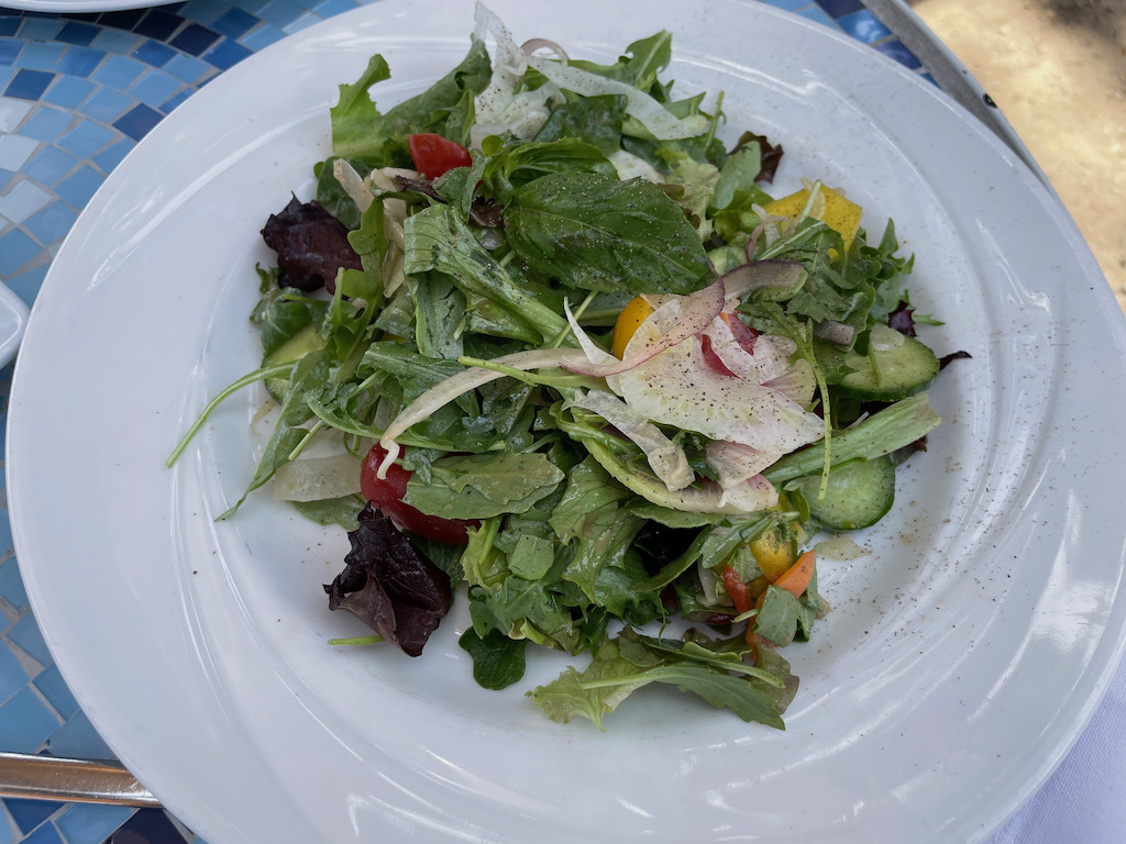 Basil Seasonal Dining Consejo de restaurante en Carmel Viajeros