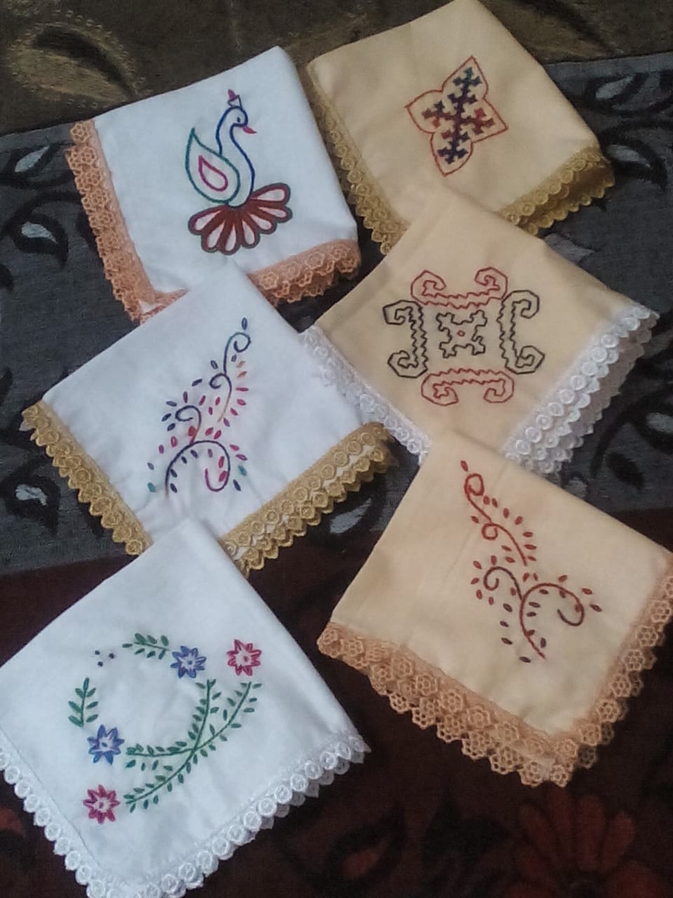 RUMAL WITH HAND EMBROIDERY VIA LEW