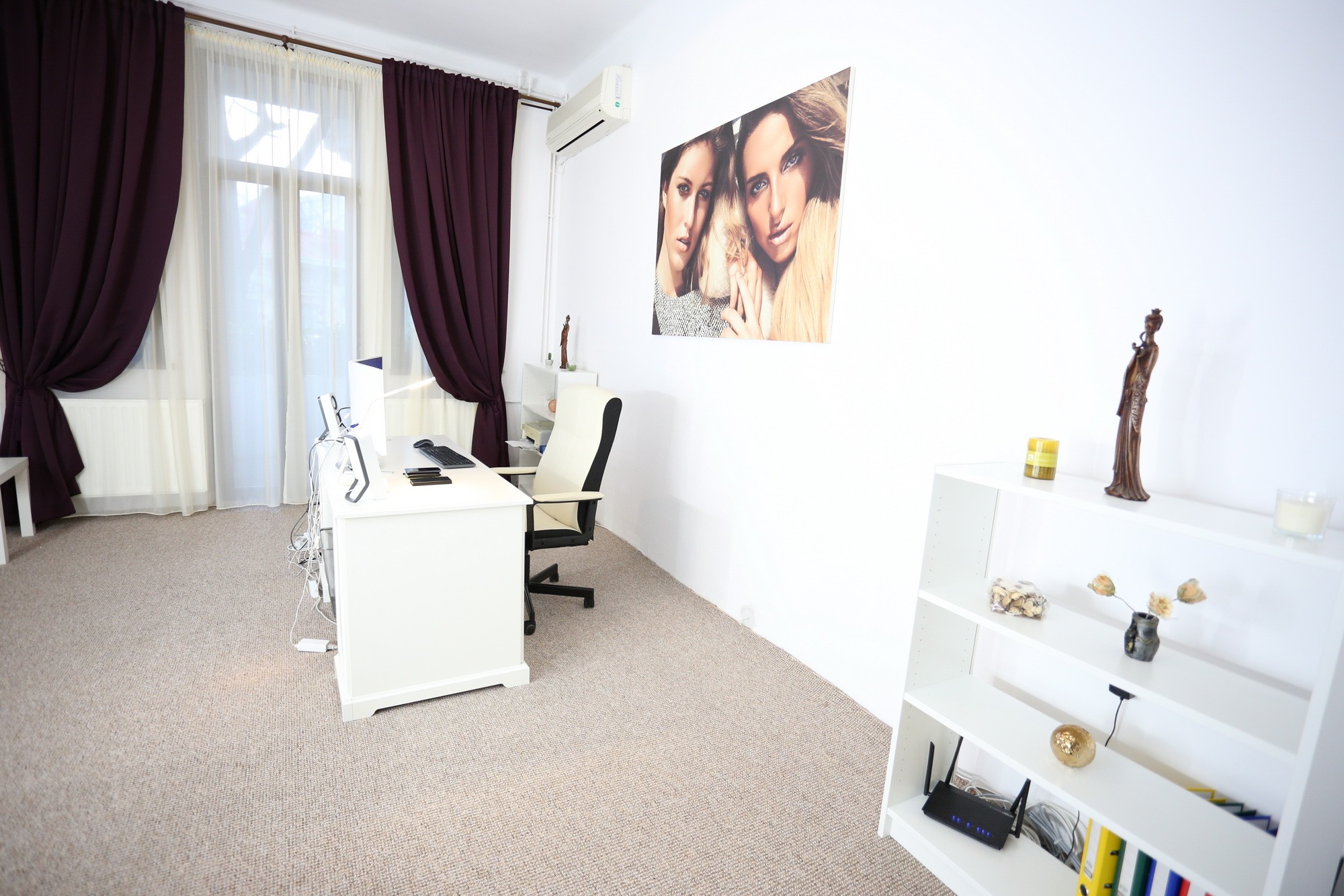 Vibe Studio Angajari Videochat Bacau Eleganta si stil