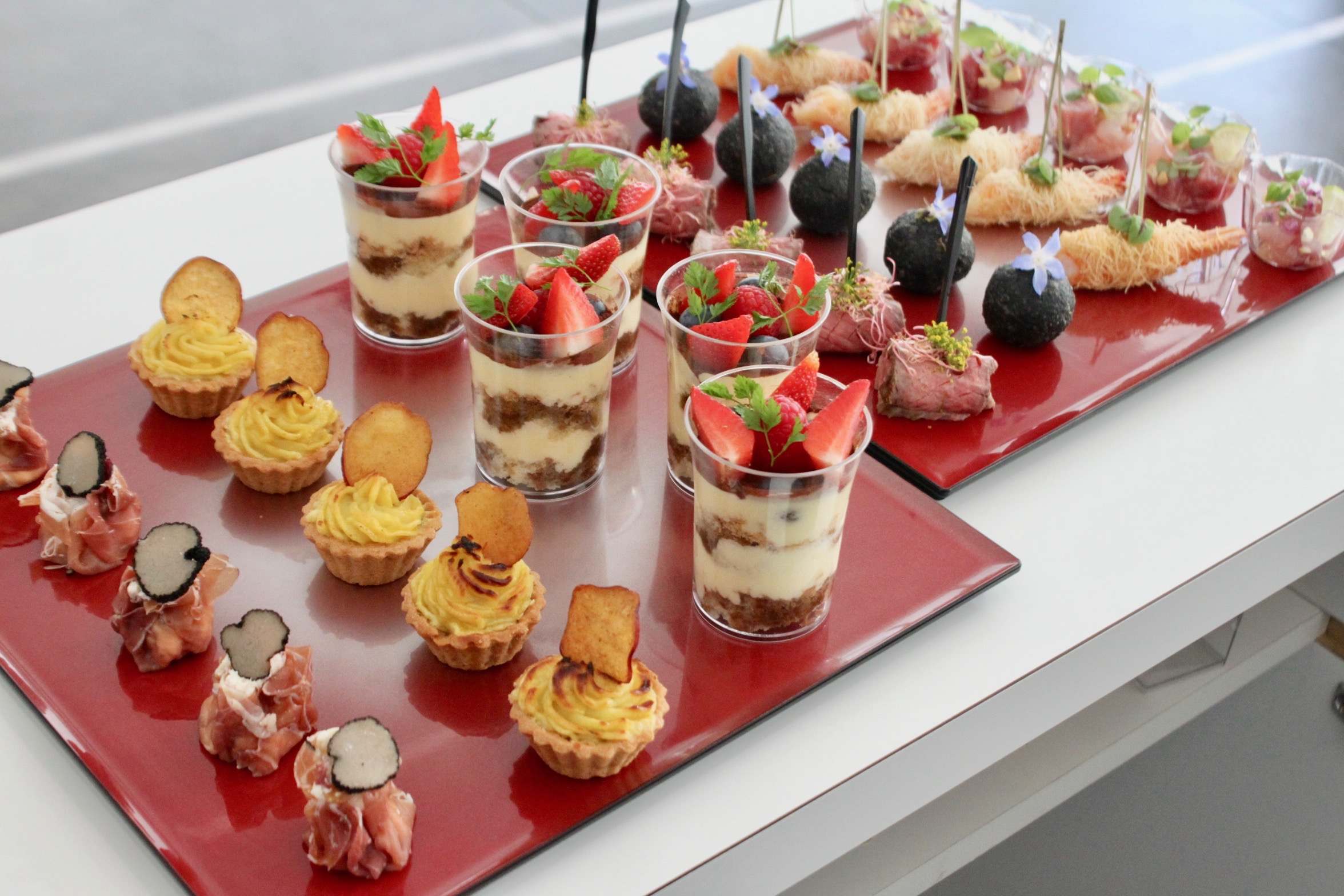 レセプションパーティー 大阪・神戸で非日常を味わうお洒落なケータリング「バイブスシェフズ