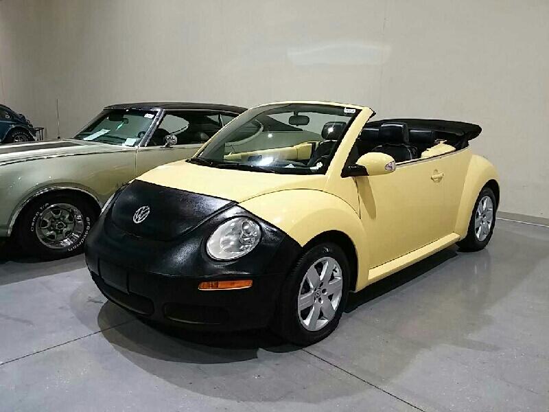 2007 VOLKSWAGEN NEW BEETLE 2.5 For Sale at Vicari Auctions Biloxi 2015