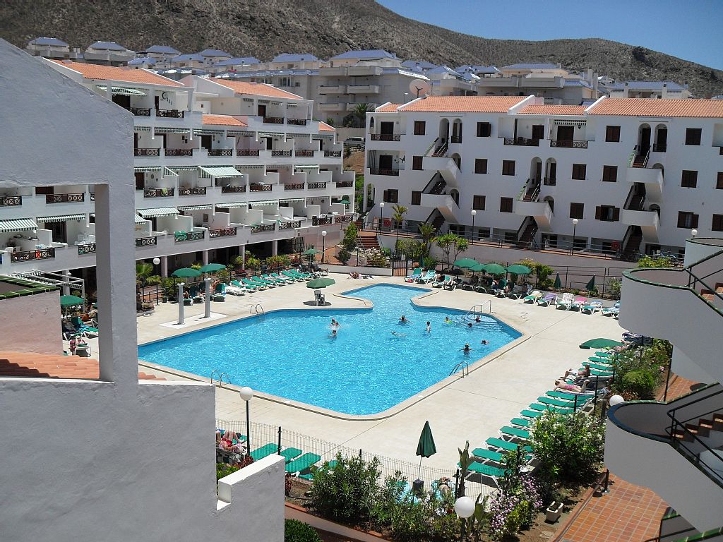 Victoria Court 2 Apartments South Tenerife Apartment Rentals