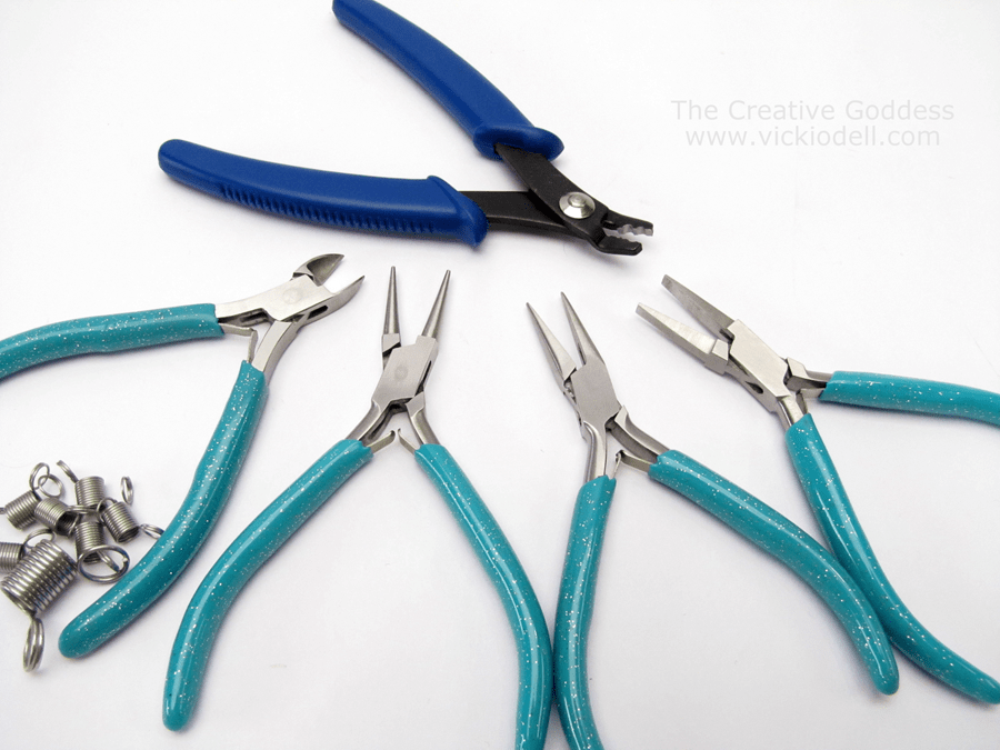5 Basic Jewelry Making Tools You Need to Get Started