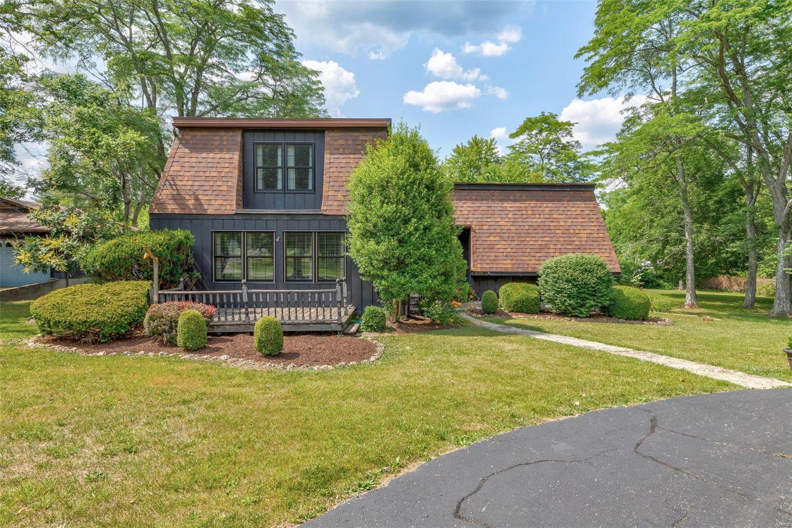 523 Thompson Lane Vicky Crocker Realty