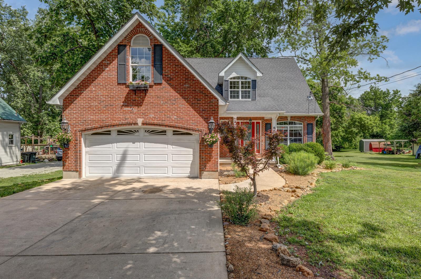 609 W Liberty Street Vicky Crocker Realty