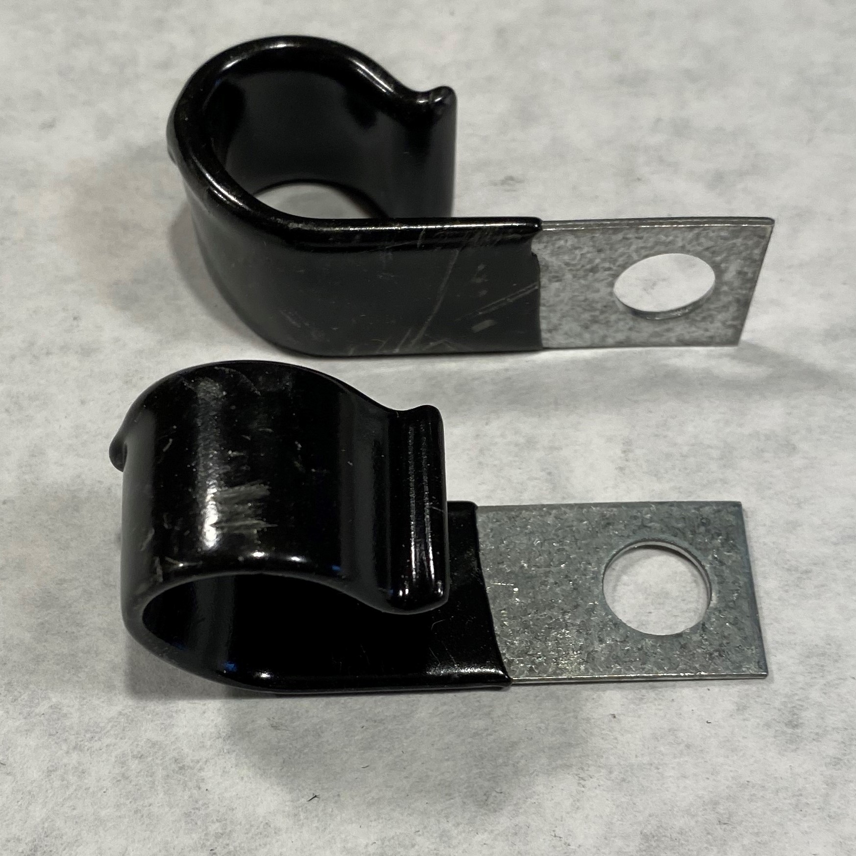 Wiring Harness Insulated Retention Clip 3/4" 1 each Wiring Harness Insulated Retention Clip 3/4" 1 each