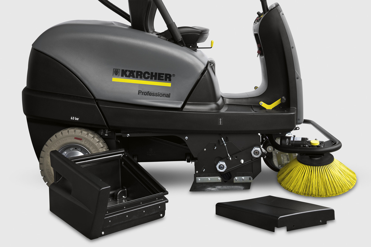 Karcher RideOn Sweeper KM 100/100 R Bp Victorian Pumps