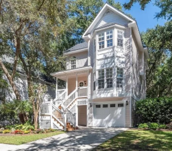 2 Victoria Square HH