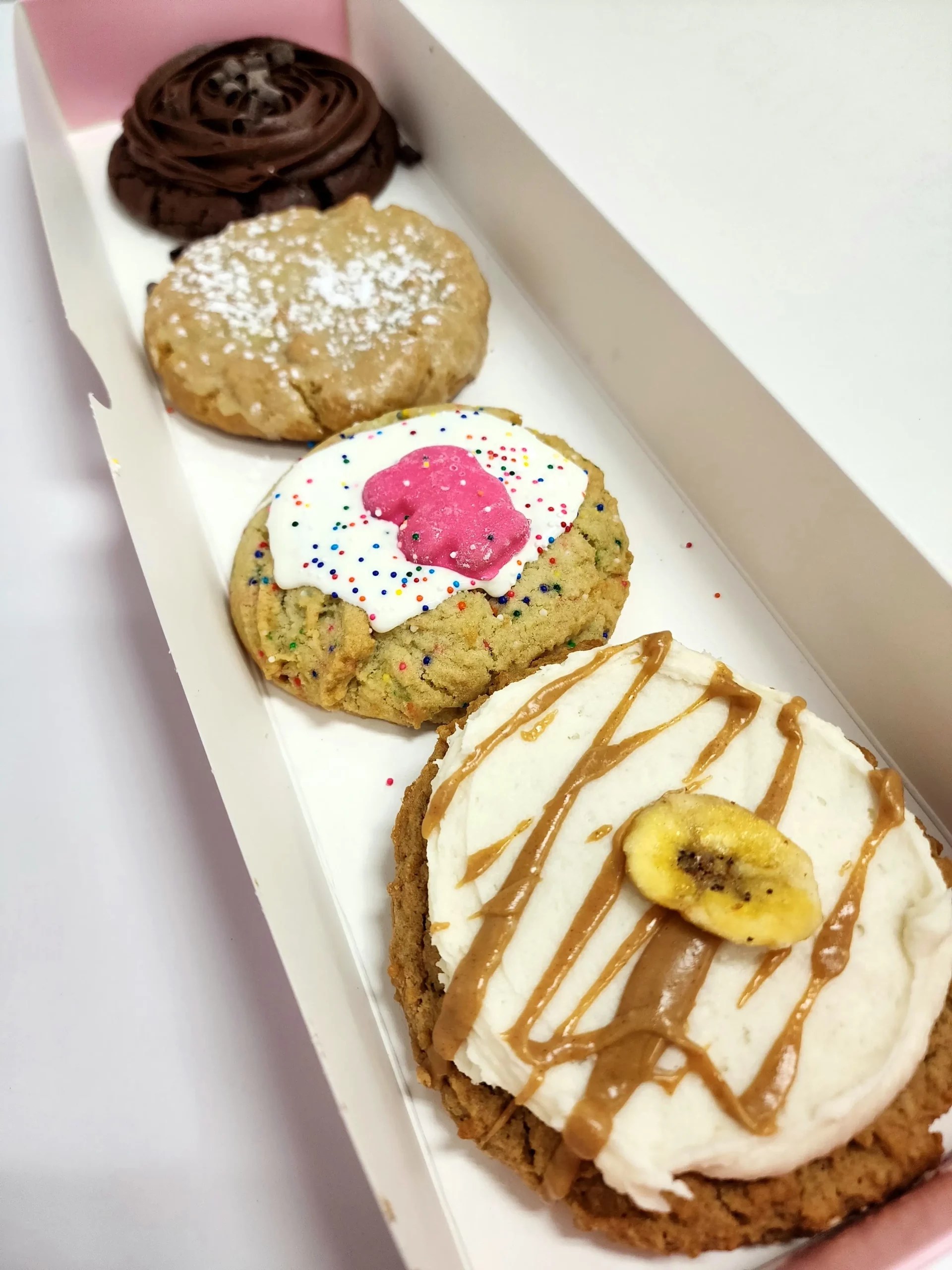 Crumbl Cookie Review Sugar ft. Mother's Circus Animal, Chocolate Cake