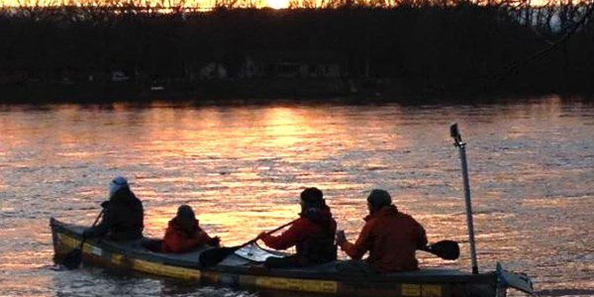 Canoeing The Mississippi River Rapids Riders Sports