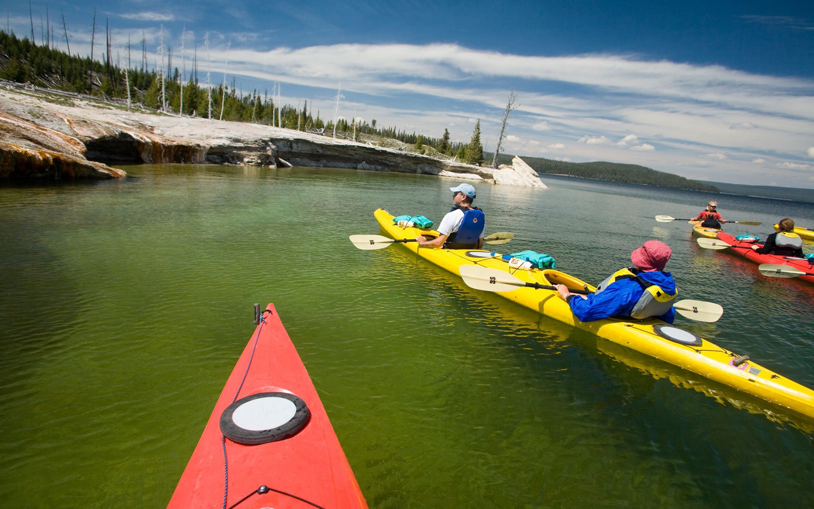 Is It Safe To Canoe Yellowstone Lake? Rapids Riders Sports