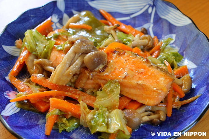 VIDA EN NIPPON Salmon chan chan yaki recipe! Steamed fried salmon