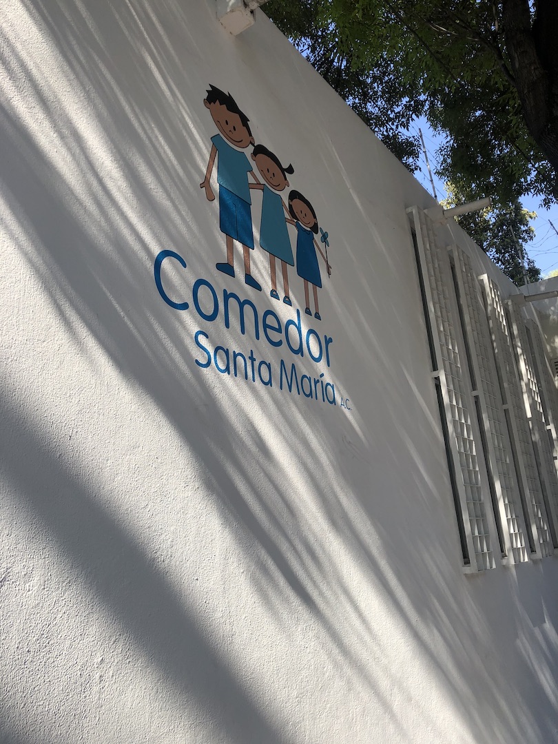 Acura continúa con sus proyectos sociales, ahora fue en Comedor Santa