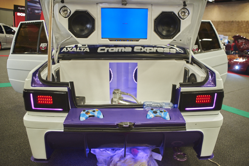 Los equipos de sonido más aletosos del Car Audio Rock Festival Noisey