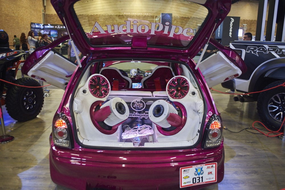 Los equipos de sonido más aletosos del Car Audio Rock Festival Noisey