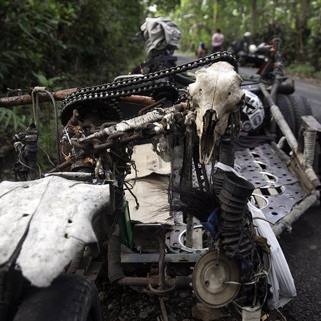 Joyriding Through the Jungle With the Punks Who Mod Vespa Scooters Into