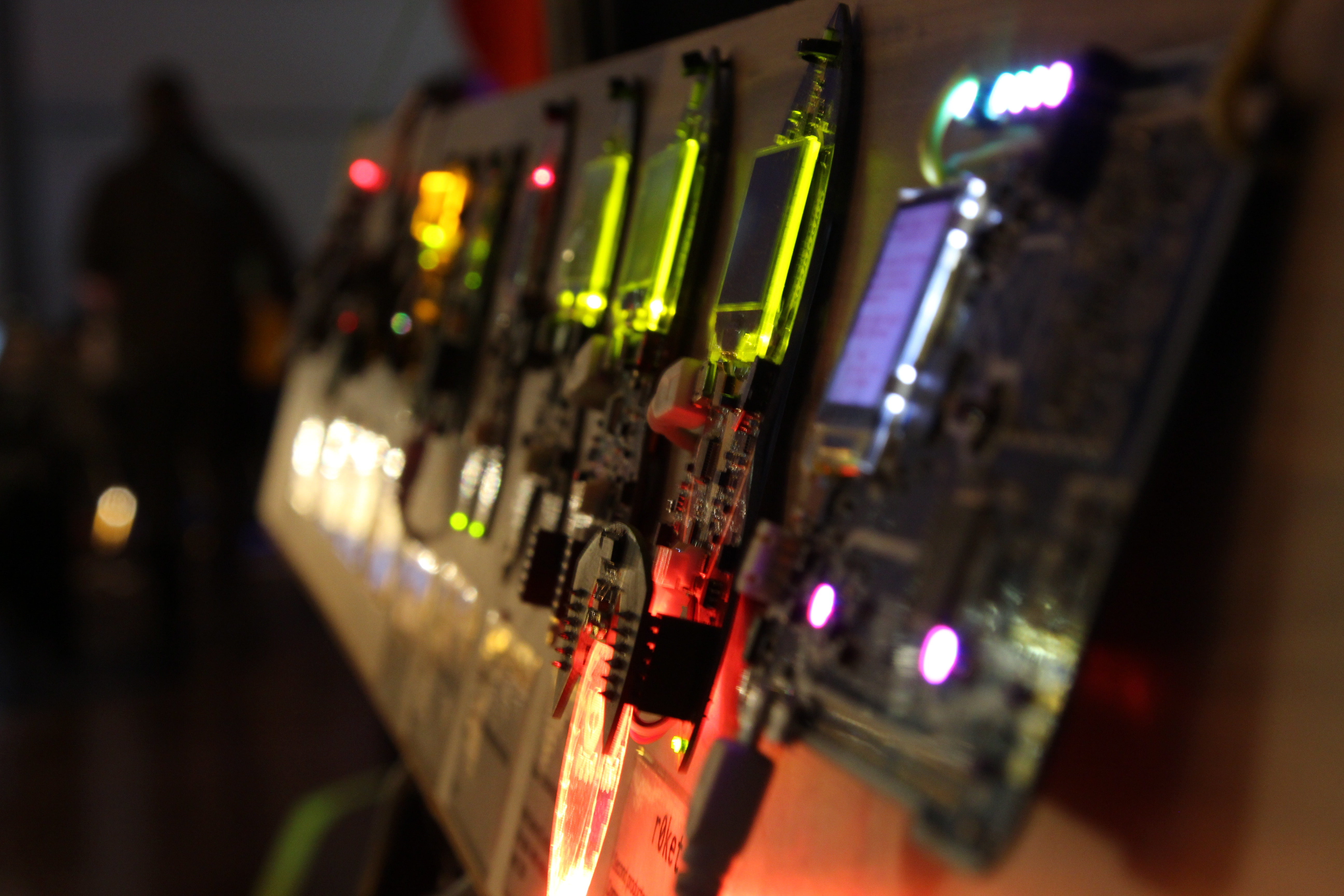 Laser & LEDKickboards So sieht es auf der größten HackerParty der