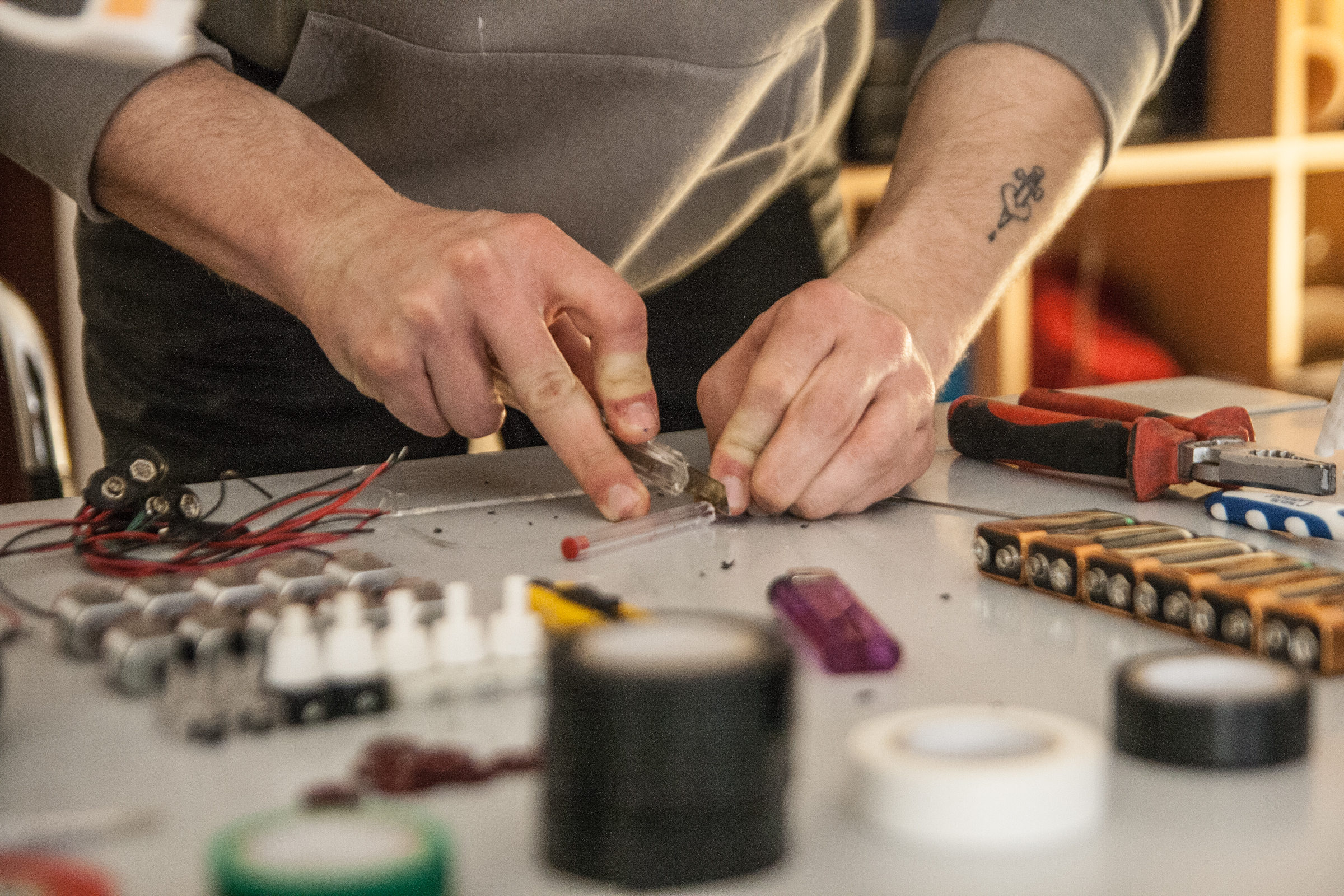 Here's How to Make Your Own Tattoo Machine VICE